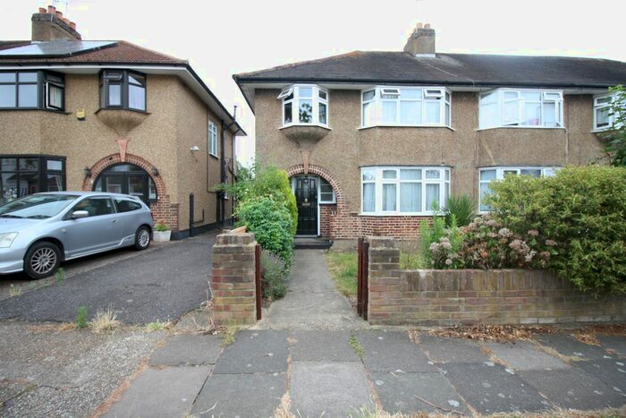 3 Bedroom Semi-Detached House To Rent In Hillcroft Crescent, Ruislip, HA4