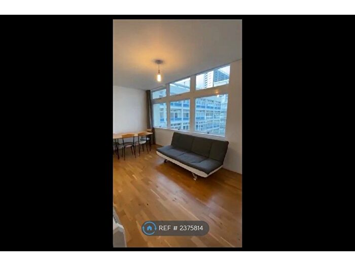 1 Bedroom Flat To Rent In Metro Central Heights, London, SE1