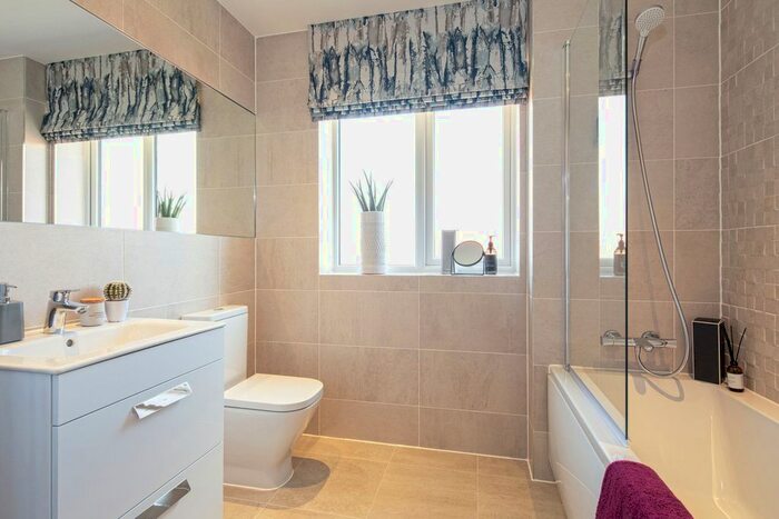 4 Bedroom Detached House For Sale In Pakenham Road, Waterlooville, PO7