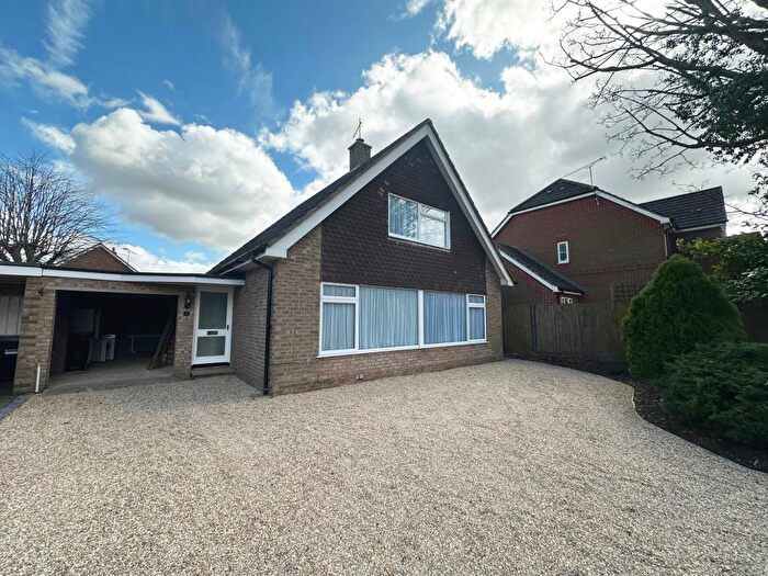 4 Bedroom Detached House To Rent In Fairfield Close, Olney, MK46