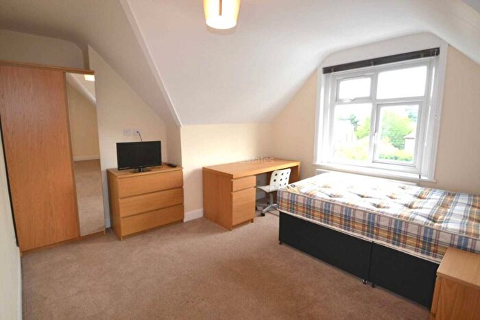 5 Bedroom Flat To Rent In Christchurch Road, Reading -, RG2