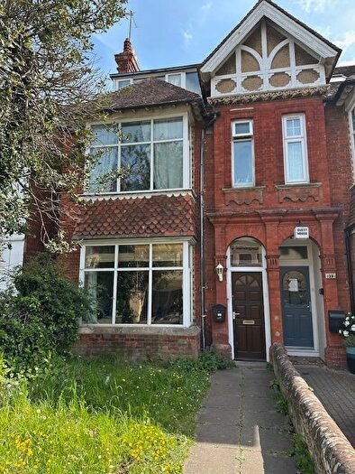 6 Bedroom Semi-Detached House To Rent In Banbury Road, Oxford, OX2