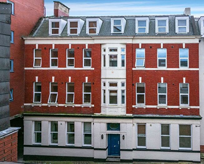 5 Bedroom Flat To Rent In Tithebarn Street, Preston, PR1