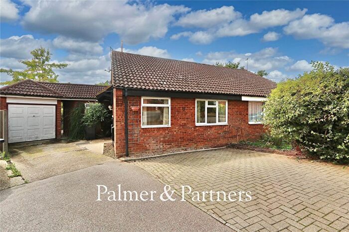 3 Bedroom Semi Detached House For Sale In Acorn Close, Ipswich, Suffolk, IP2