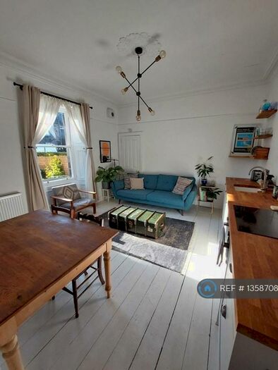 1 Bedroom Flat To Rent In Maryfield Place, Edinburgh, EH7