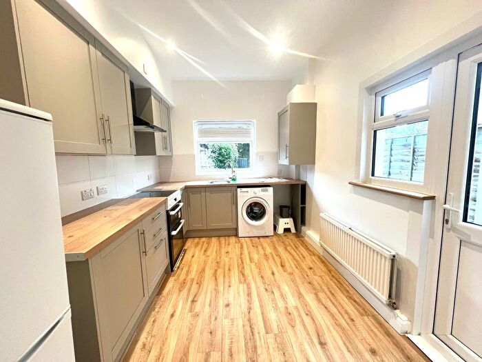 2 Bedroom Terraced House To Rent In Alberta Street, Bush Hill Park, EN1