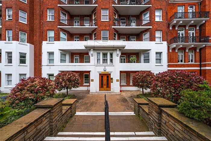 1 Bedroom Flat For Sale In Neville Court, Abbey Road, St John's Wood, London, NW8