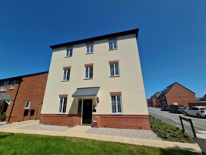 2 Bedroom Flat To Rent In Beaminster Avenue, Preston, PR4