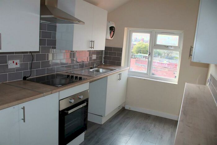 1 Bedroom Flat To Rent In Rood End Road, Oldbury, B68