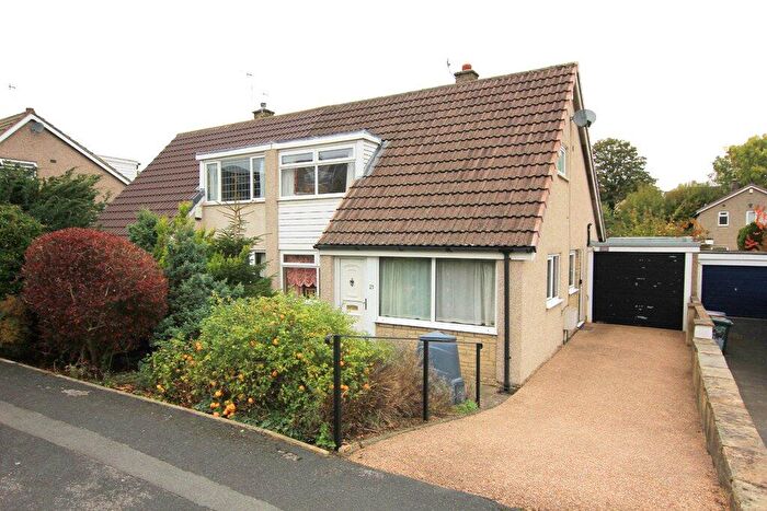3 Bedroom Semi-Detached House For Sale In Long Meadow, Skipton, BD23
