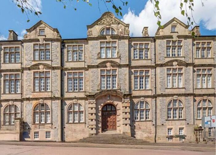 1 Bedroom Flat For Sale In Luxury Bed Apartment. Pentonville, Newport, NP20