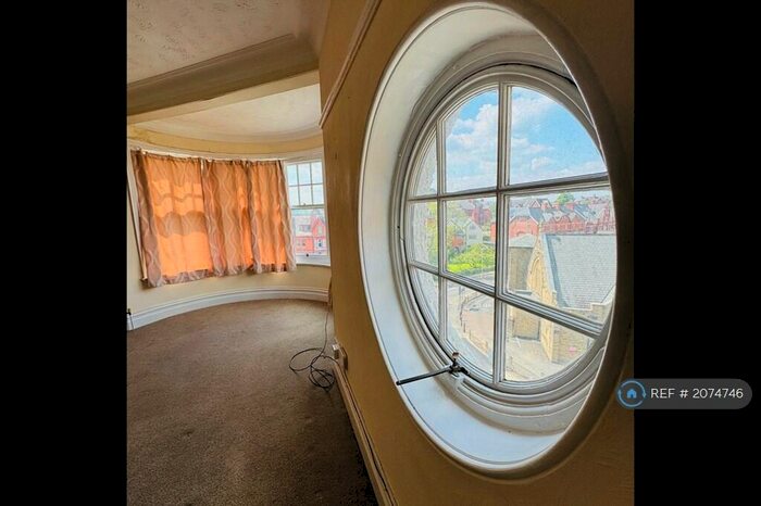 1 Bedroom Flat To Rent In Sunnycroft, Llandrindod Wells, LD1