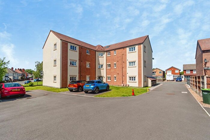 2 Bedroom Flat For Sale In Gospel Oak Road, Tipton, DY4