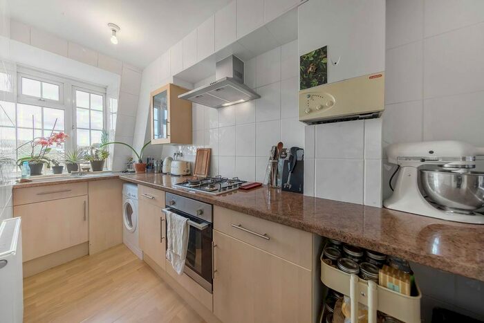 Studio To Rent In Maritime House, Clapham Old Town, London, SW4