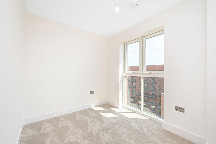 2 Bedroom Flat For Sale In Colindale Gardens, Colindale, NW9