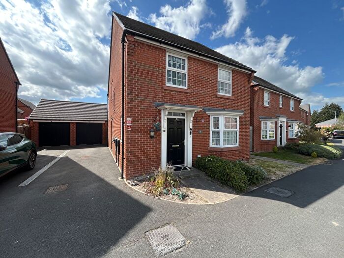 4 Bedroom Detached House To Rent In Blythe Road, Fulwood, Lancashire, PR4