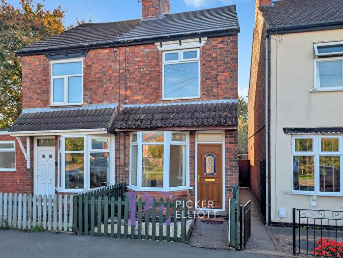 2 Bedroom Semi Detached House For Sale In Stanton Road, Sapcote, LE9