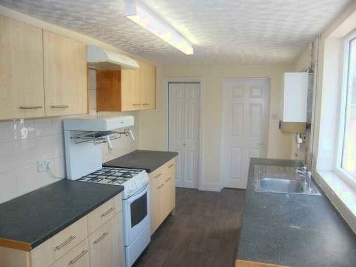 3 Bedroom Town House To Rent In Eastfield Road, Peterborough, Cambridgeshire, PE1