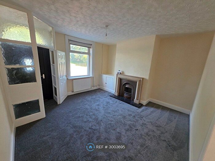 2 Bedroom Terraced House To Rent In Halifax Road, Rochdale, OL16