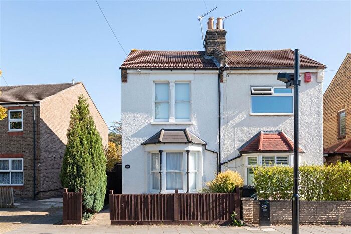 2 Bedroom Semi-detached House For Sale In Hale End Road, Walthamstow, E17