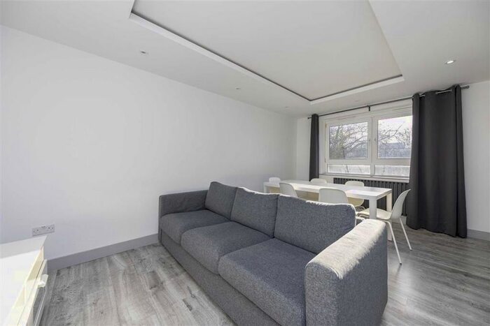 3 Bedroom Flat To Rent In Delamere Terrace, London, W2