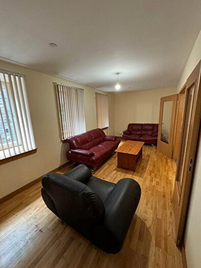 2 Bedroom Flat To Rent In Coutties Wynd, Dundee, DD1