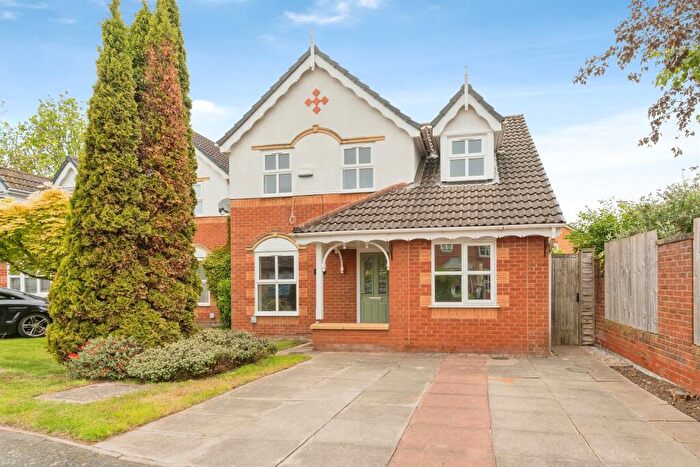 3 Bedroom Detached House For Sale In Foxall Way, Great Sutton, Ellesmere Port, CH66