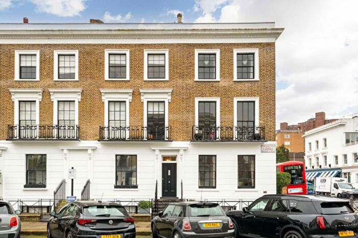 2 Bedroom Flat To Rent In Lamont Road, Chelsea, SW10