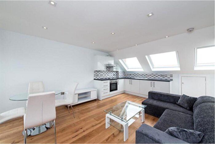 1 Bedroom Flat To Rent In Kings Road, Willesden, NW10