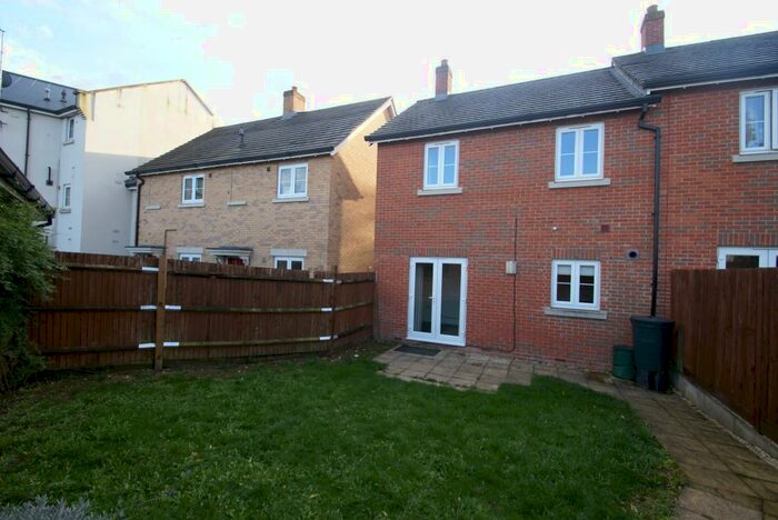 3 Bedroom End Of Terrace House To Rent In Quicksilver Way, Picket Twenty, Andover, SP11
