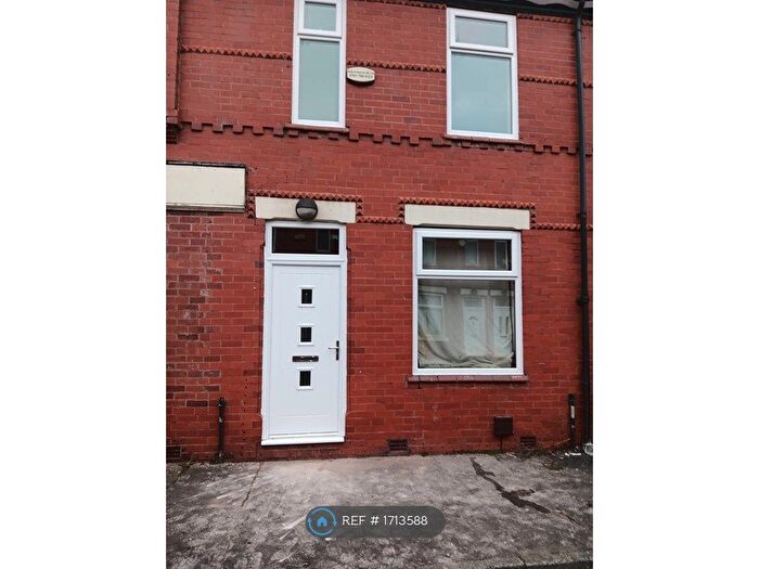 3 Bedroom Terraced House To Rent In Valencia Road, Manchester, M7