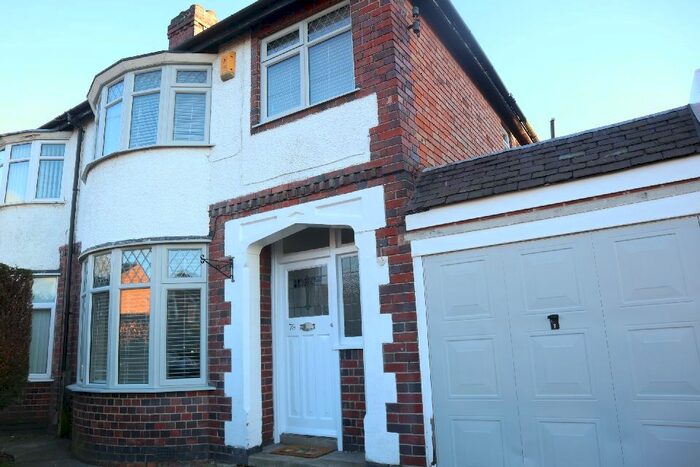 3 Bedroom Semi-Detached House To Rent In Tennis Court Drive, Leicester, LE5