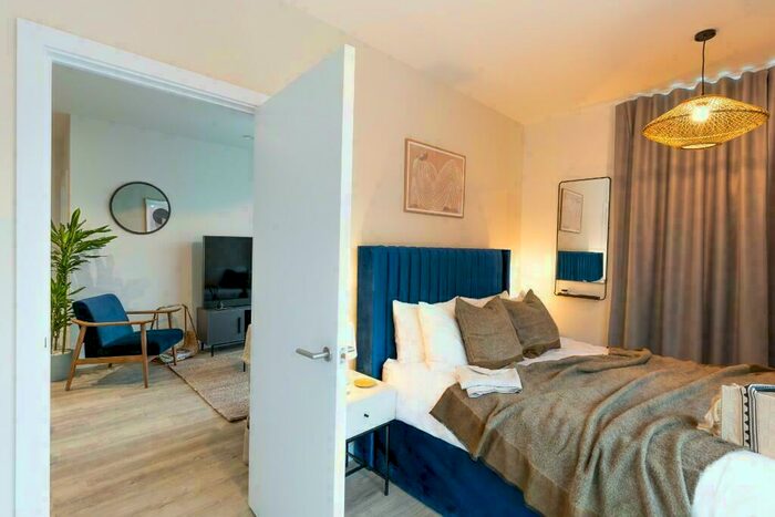 3 Bedroom Flat To Rent In Flat, Kangaroo Works, Rockingham Street, Sheffield, S1