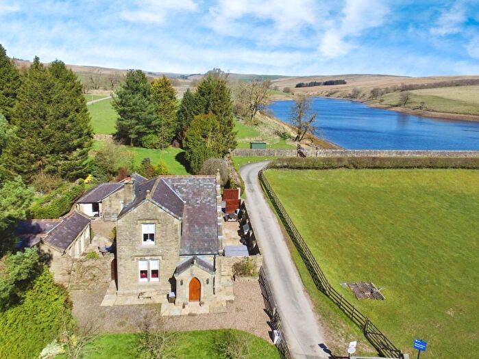 4 Bedroom Detached House For Sale In Waterways Lodge, Winterburn, Skipton, BD23