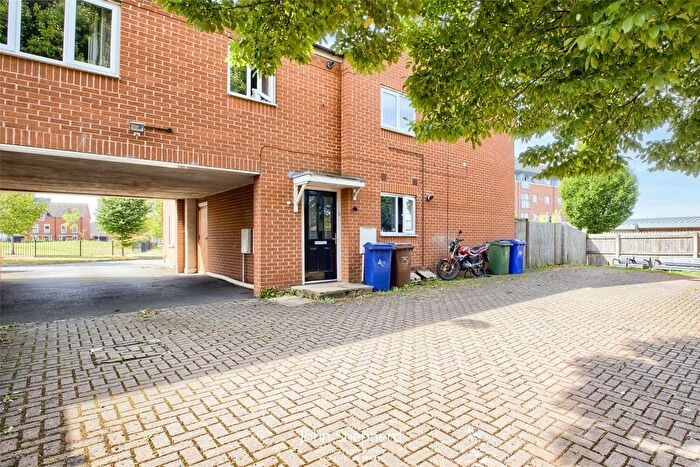 1 Bedroom Flat For Sale In Earlswood Way, Cannock, Staffordshire, WS11