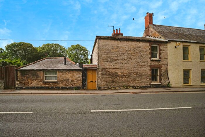 2 Bedroom End Terrace House For Sale In Dorchester Road, Weymouth, DT3