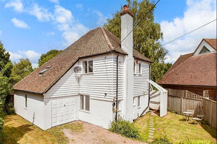3 Bedroom Detached House For Sale In Teddars Leas Road, Etchinghill, Folkestone, Kent, CT18