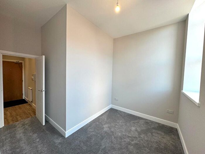 2 Bedroom Apartment To Rent In Artizan Road, Abington, Northampton, NN1