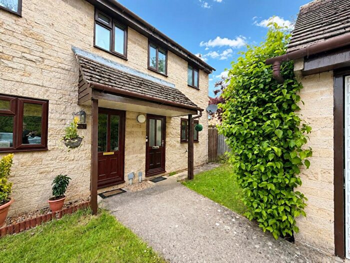 2 Bedroom Semi-Detached House To Rent In Manor Road, Witney, Oxfordshire, OX28