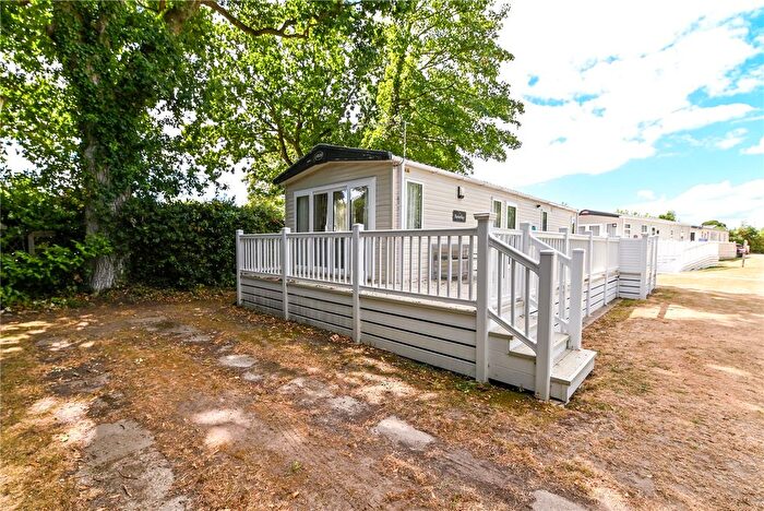 3 Bedroom Park Home For Sale In Rowan, Hoburne Bashley Holiday Park, New Milton, Hampshire, BH25