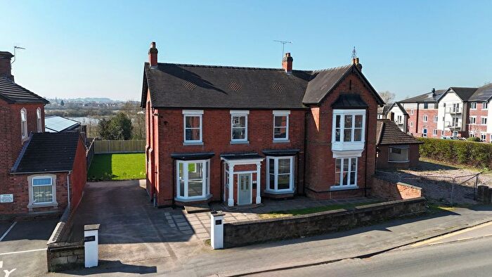 5 Bedroom Detached House For Sale In Eccleshall Road, Stafford, ST16