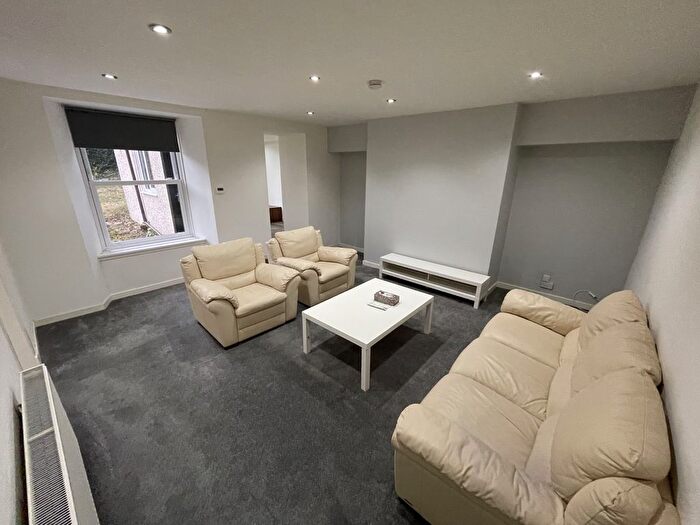 2 Bedroom Flat To Rent In Windor Street, Dundee, DD2