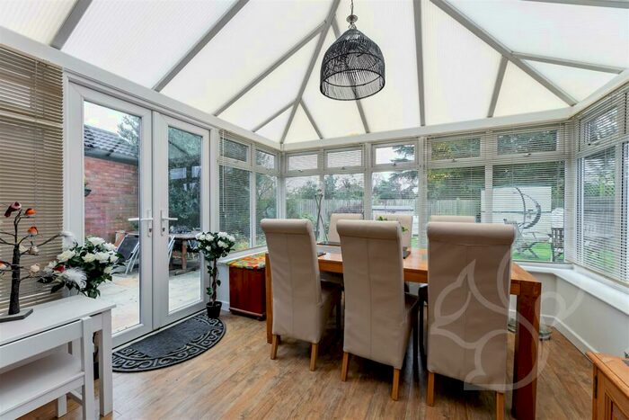 4 Bedroom Detached House For Sale In Richmond Road, West Mersea, CO5