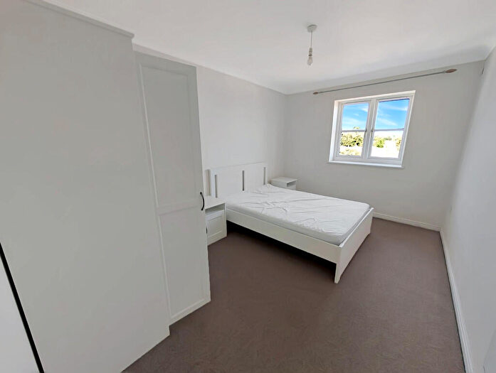 2 Bedroom Apartment To Rent In Albany Gardens, Colchester, CO2