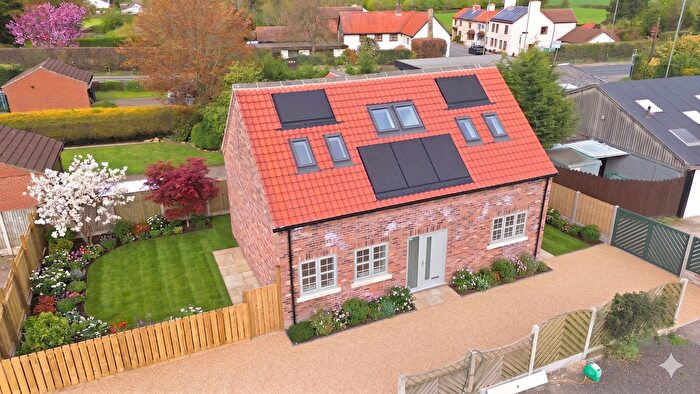 3 Bedroom Detached House For Sale In Herons Reach, Hirst Road, Selby, YO8