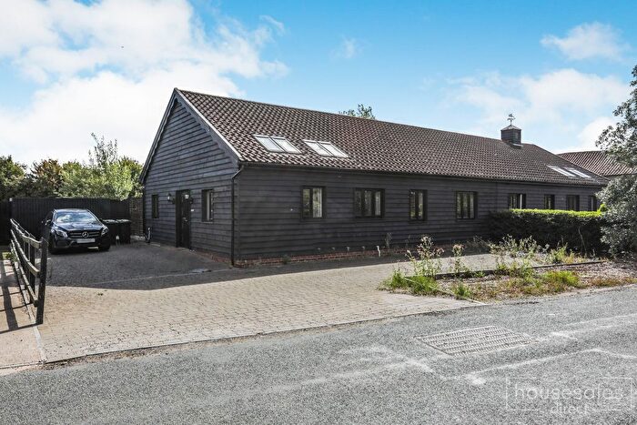 3 Bedroom Semi-detached Bungalow For Sale In Tannery Road, Stowmarket, IP14