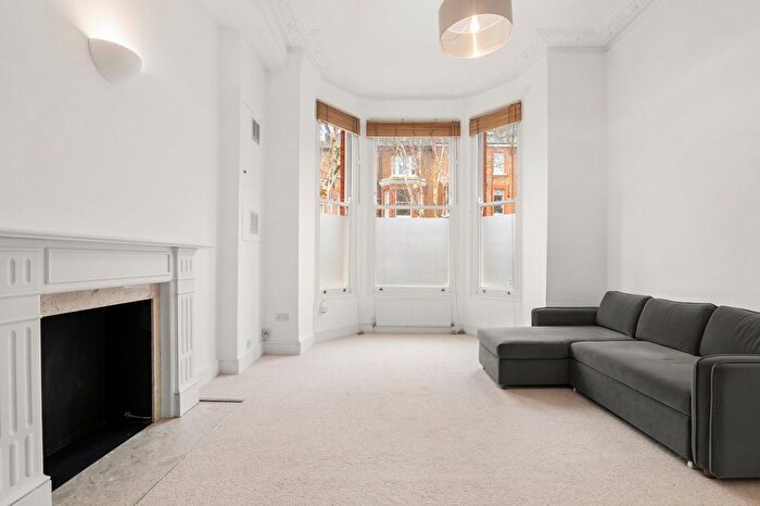 1 Bedroom Flat To Rent In Castellain Road, Warwick Avenue Station, W9