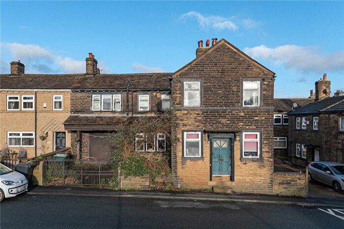 3 Bedroom Terraced House For Sale In Allerton Road, Allerton, Bradford, West Yorkshire, BD15