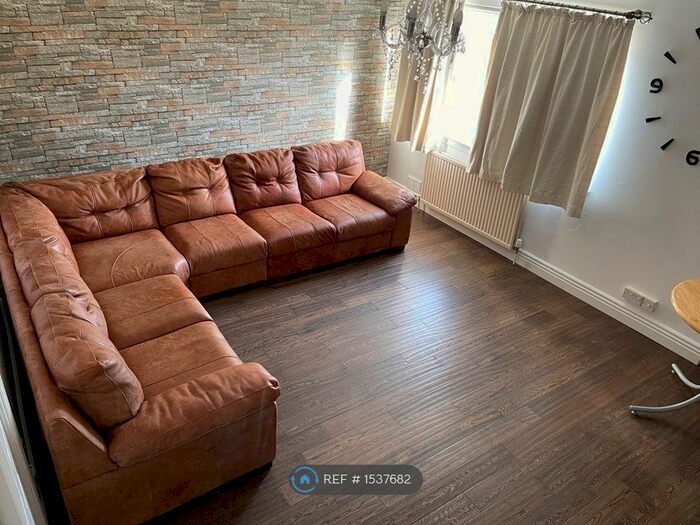 3 Bedroom Terraced House To Rent In North Anderson Drive, Aberdeen, AB16