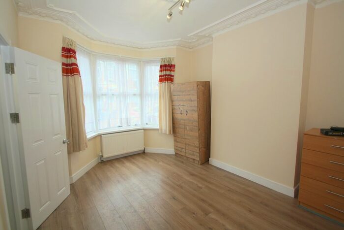 5 Bedroom Terraced House To Rent In Kitchener Road, Forest Gate, E7